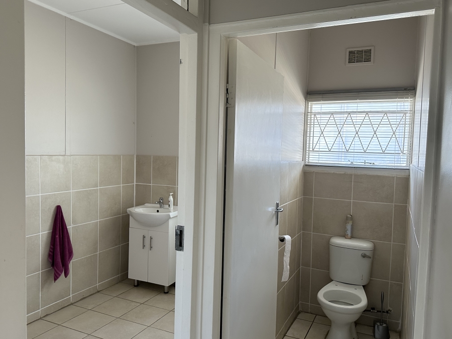 4 Bedroom Property for Sale in Southernwood Eastern Cape